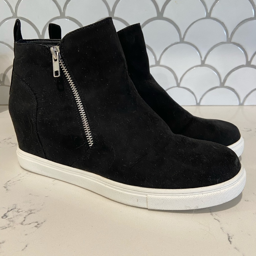 Madden Girl wedge sneakers size 9.5